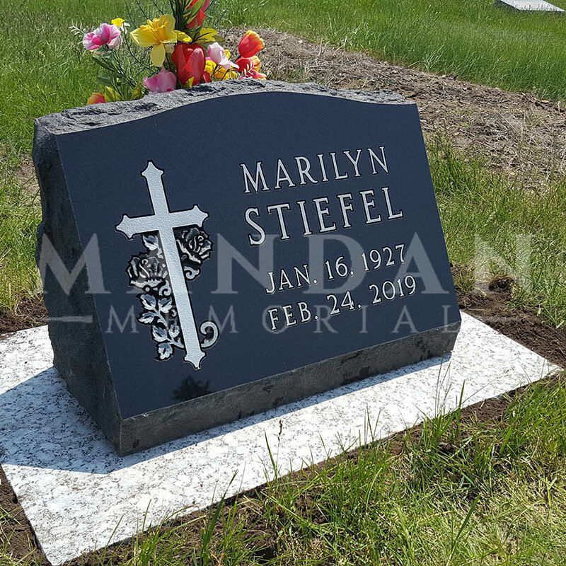 06-01 Stiefel, Marilyn
